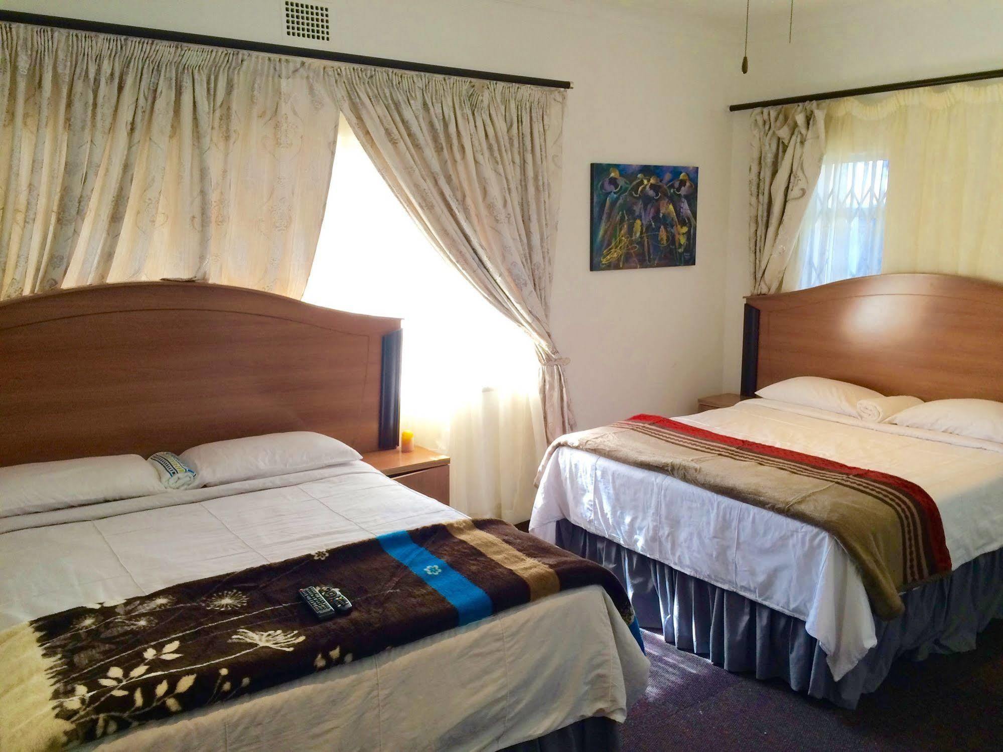 Acn International Regency Lodge ケンプトンパーク エクステリア 写真